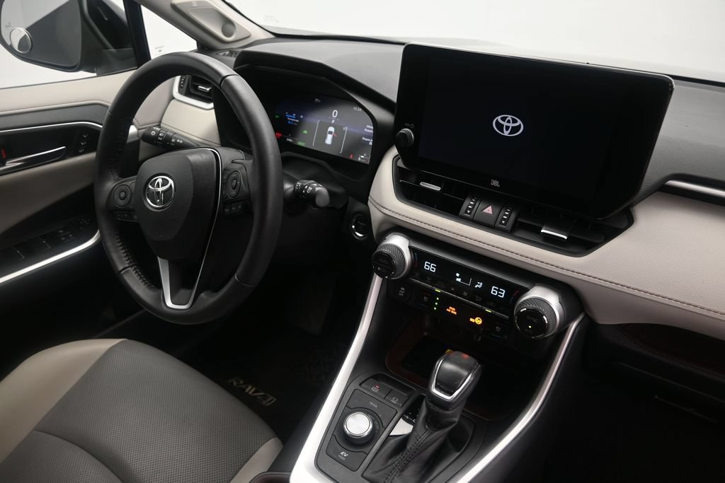 Used 2024 Toyota RAV4 Limited w/ Advanced Technology Package AWD/4WD image 18