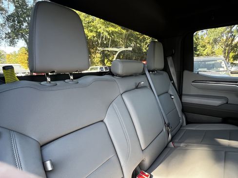 Used 2022 Chevrolet Silverado 1500 LTZ image 41