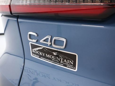 Used 2022 Volvo C40 P8 Recharge Ultimate image 10