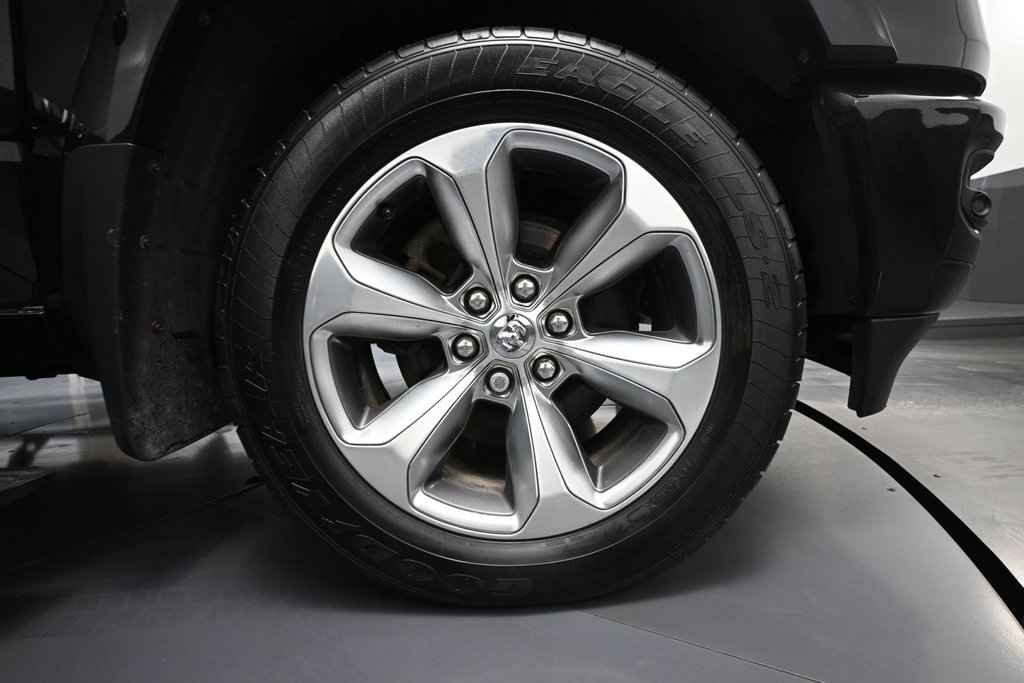 Used 2021 RAM 1500 Limited AWD/4WD image 12