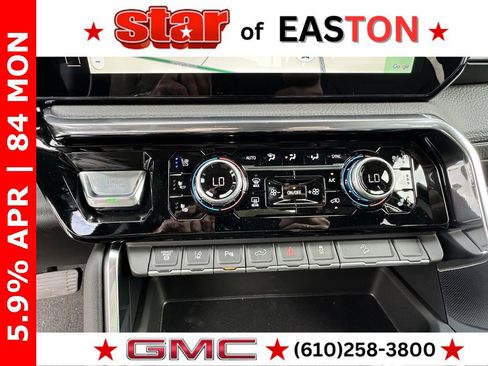 New 2025 GMC Sierra 3500 Denali w/ Denali Reserve Package image 21