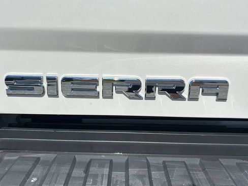 Used 2018 GMC Sierra 3500 Denali w/ Duramax Plus Package AWD/4WD image 5