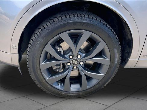 Used 2021 Land Rover Discovery Sport SE R-Dynamic AWD/4WD image 10