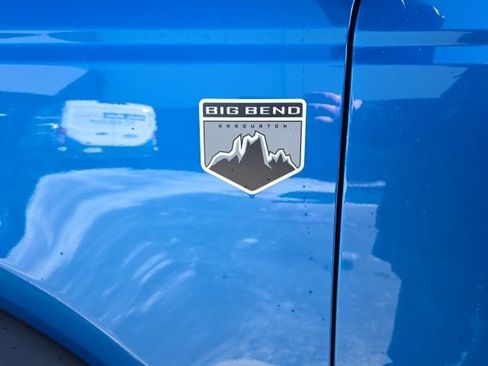 Used 2024 Ford Bronco Big Bend w/ Sasquatch Package image 12