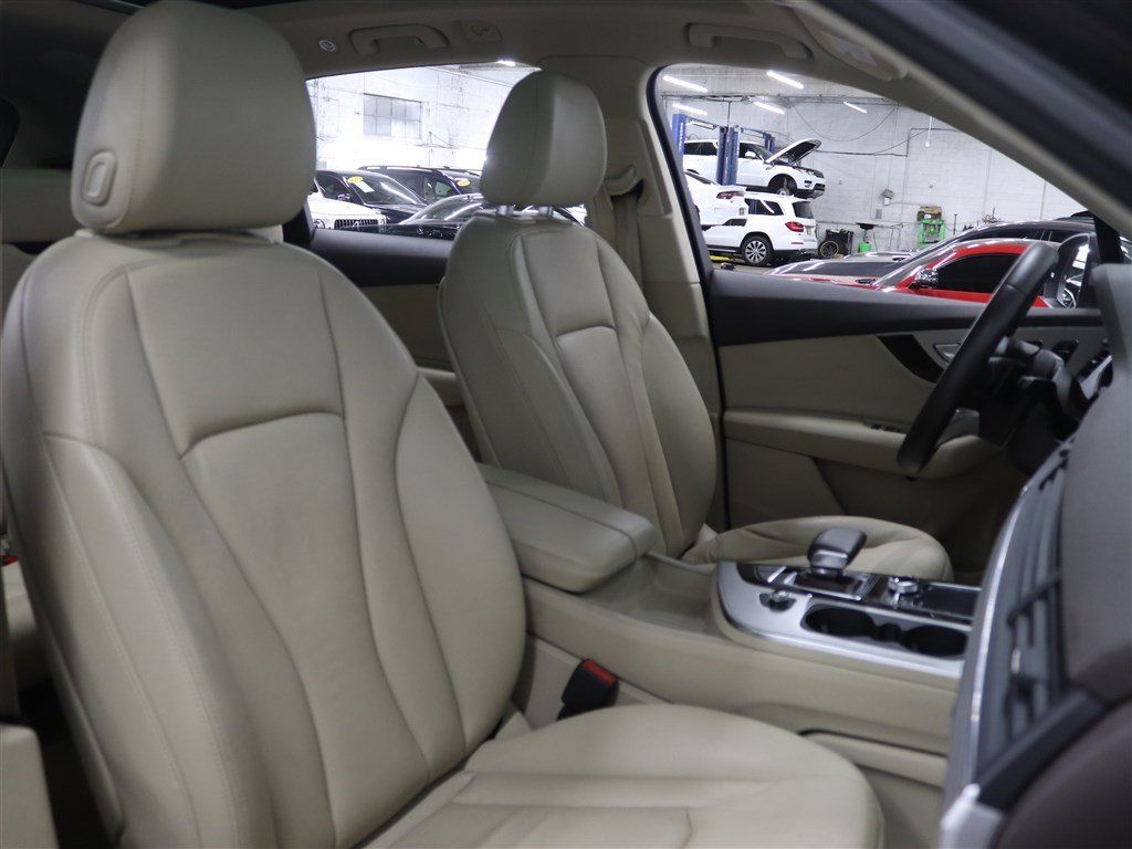 Used 2017 Audi Q7 2.0T Premium Plus AWD/4WD image 13