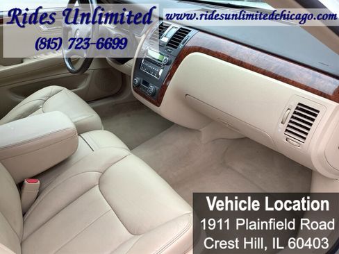 Used 2007 Cadillac DTS Luxury I w/ Trunk Convenience Package FWD image 29