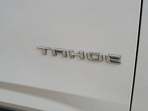 Certified 2023 Chevrolet Tahoe Premier AWD/4WD image 32