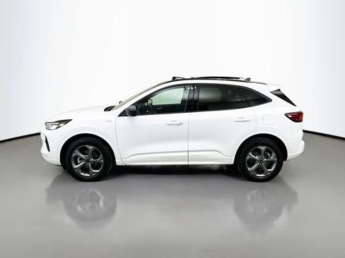 Used 2023 Ford Escape ST-Line w/ Tech Pack #1 image 4