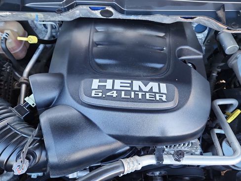 Used 2015 RAM 2500 Laramie w/ Convenience Group image 25