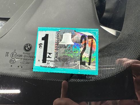 Used 2021 BMW X5 xDrive40i w/ Premium Package image 56