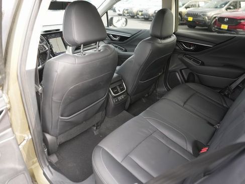 Used 2021 Subaru Outback Limited image 12