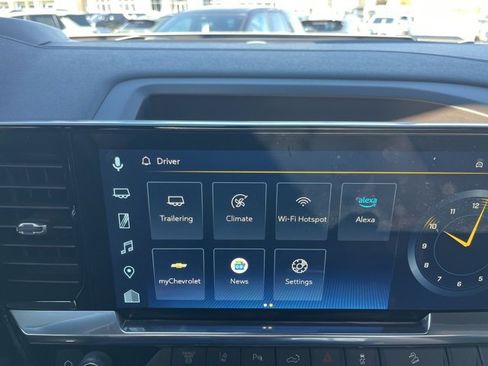 Used 2024 Chevrolet Silverado 2500 LTZ w/ LTZ Premium Package image 36