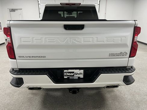 Used 2022 Chevrolet Silverado 1500 High Country image 11