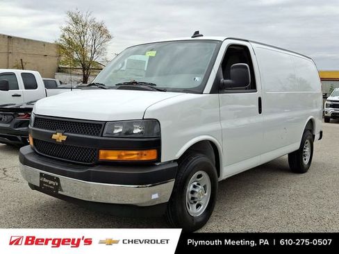 New 2025 Chevrolet Express 3500 Work Van w/ Driver Convenience Package image 1