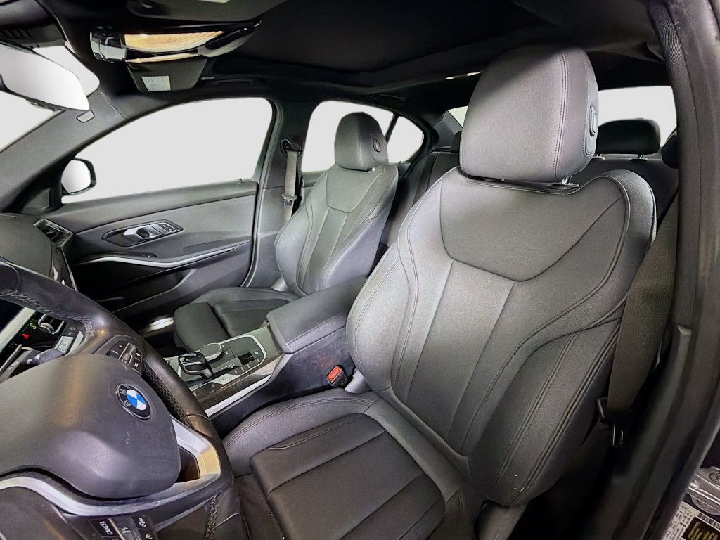 Used 2020 BMW 330i Sedan RWD image 14