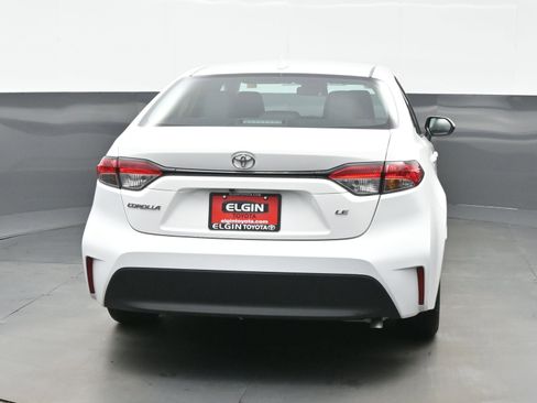 Used 2024 Toyota Corolla LE image 5
