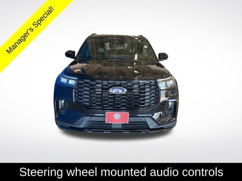 Used 2025 Ford Explorer ST-Line w/ ST-Line Street Pack AWD/4WD image 14