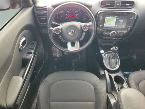 Used 2019 Kia Soul + w/ Audio Package image 17