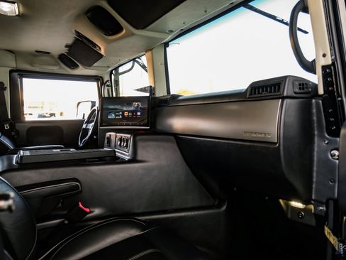 Used 2006 HUMMER H1 4-Door Wagon image 61