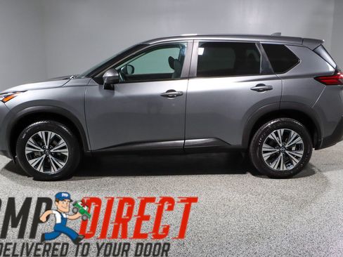 Used 2023 Nissan Rogue SV FWD image 10