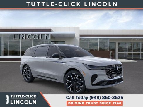 New 2026 Lincoln Nautilus Reserve image 7