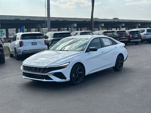New 2026 Hyundai Elantra Sport FWD image 3
