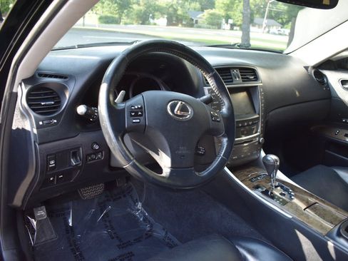 Used 2010 Lexus IS 350 w/ Luxury Plus Value Edition RWD image 14