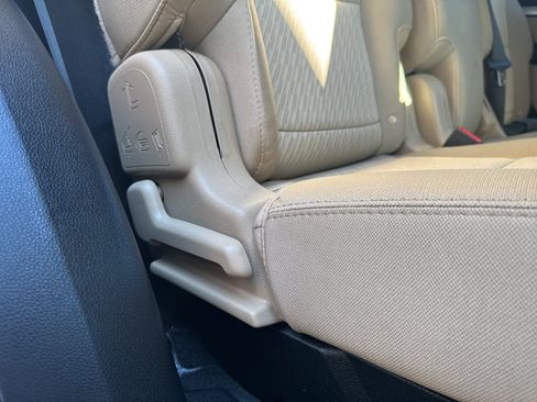 Used 2017 Ford Explorer 4WD image 32