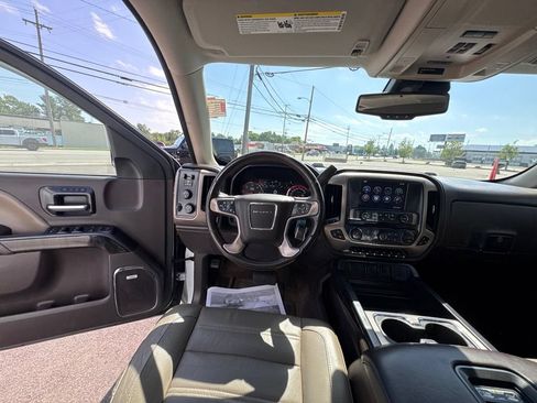 Used 2016 GMC Sierra 1500 Denali w/ Denali Ultimate Package AWD/4WD image 29