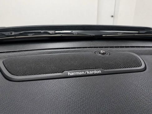 Used 2023 RAM 1500 Laramie AWD/4WD image 24