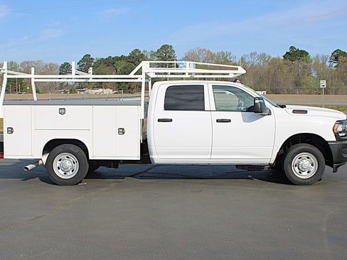 Used 2023 RAM 2500 Tradesman image 6