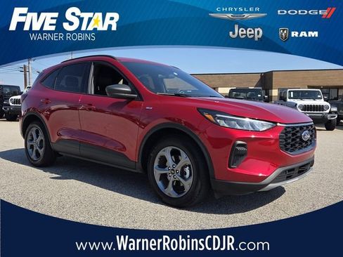 Used 2025 Ford Escape ST-Line image 1