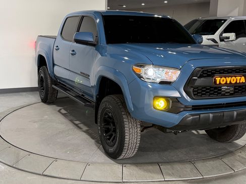 Used 2019 Toyota Tacoma SR5 image 8