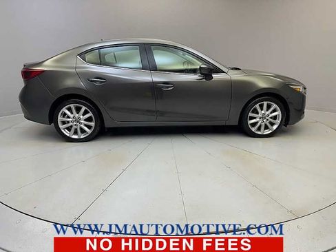 Used 2017 MAZDA MAZDA3 Grand Touring w/ Premium Equipment Package FWD image 6