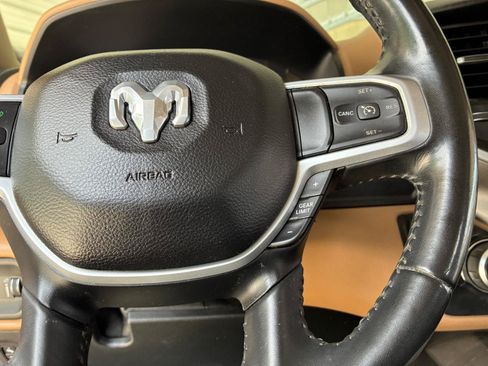 Used 2020 RAM 1500 Big Horn AWD/4WD image 25