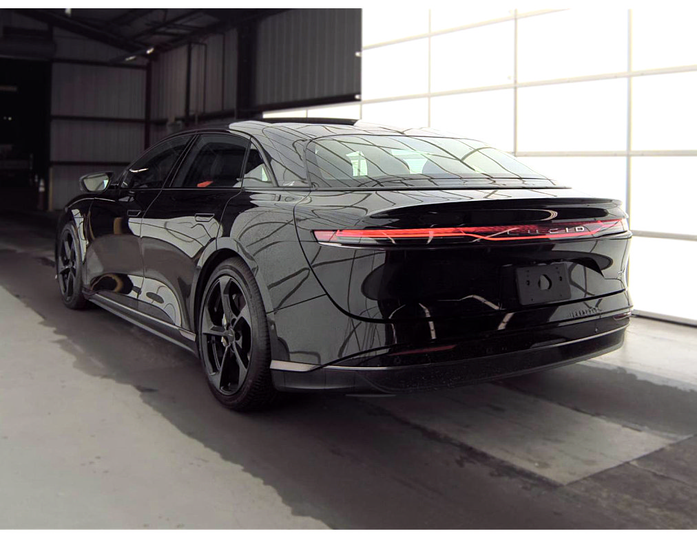 Used 2025 Lucid Air Grand Touring AWD/4WD image 3