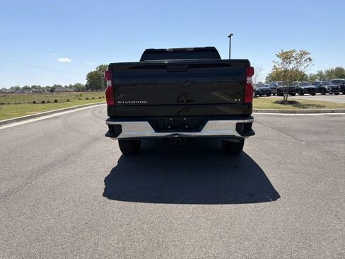 Used 2022 Chevrolet Silverado 1500 LT w/ Protection Package image 5