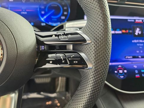 Used 2023 Mercedes-Benz EQS 580 4MATIC Sedan image 21