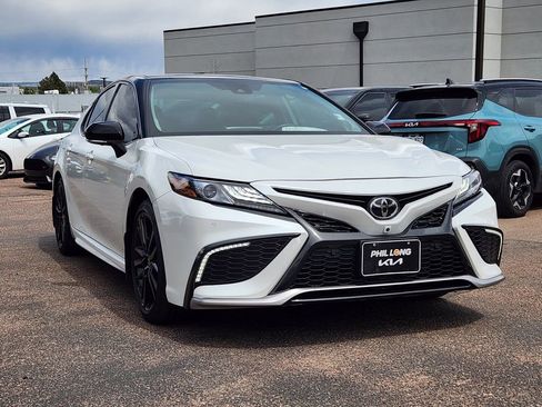 Used 2024 Toyota Camry XSE w/ Navigation Package image 3