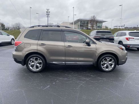 Used 2017 Subaru Forester 2.5i Touring w/ Popular Package #1 image 8