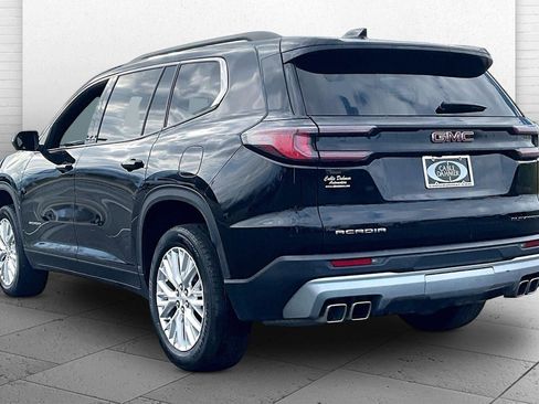 Used 2024 GMC Acadia Elevation image 11