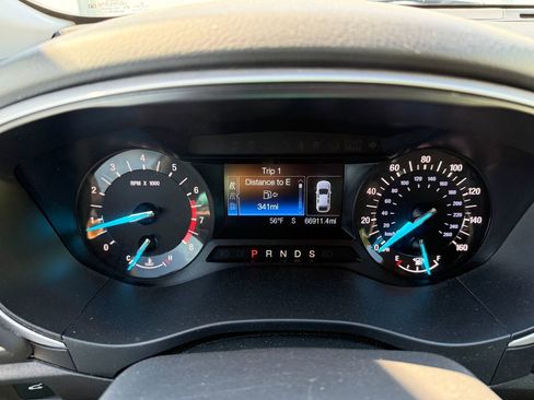 Used 2014 Ford Fusion SE FWD image 24