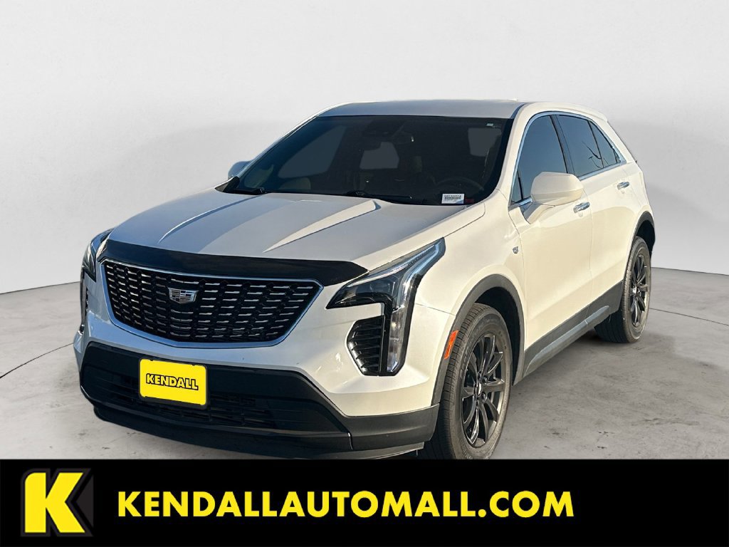 Used 2023 Cadillac XT4 Luxury w/ Cold Weather Package AWD/4WD image 1