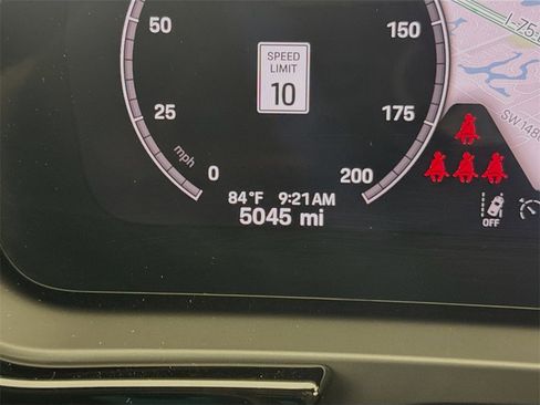 Used 2025 Porsche Cayenne GTS image 12