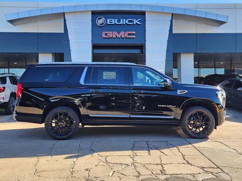 New 2026 GMC Yukon XL Denali w/ Sun & Power Step Package image 2