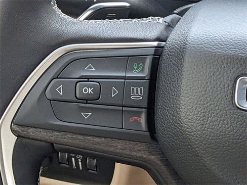 New 2025 Jeep Grand Cherokee Limited image 19