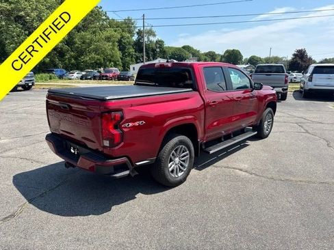 Used 2024 Chevrolet Colorado LT w/ LT Convenience Package II AWD/4WD image 7