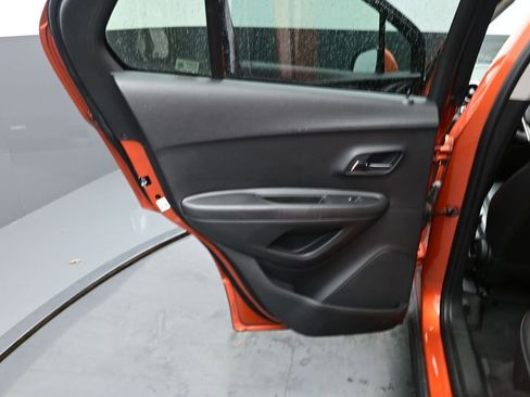 Used 2015 Chevrolet Trax LTZ AWD/4WD image 14