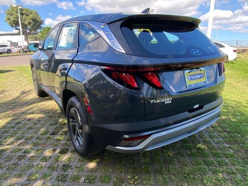 New 2026 Hyundai Tucson Blue SE image 23