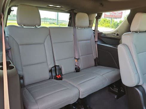 Used 2021 Chevrolet Tahoe LT w/ LT Signature Package RWD image 18
